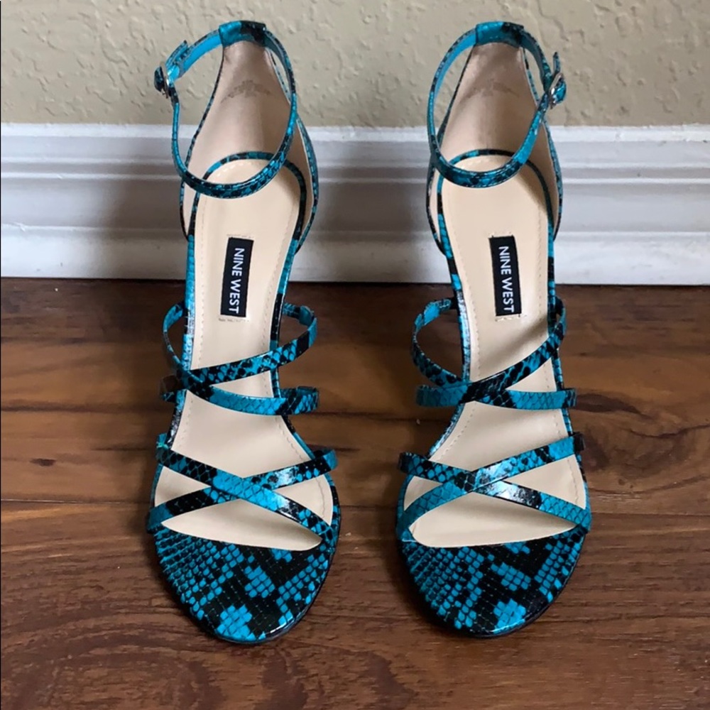 ❗️NIB Nine West Turquoise Snake Strappy Heel